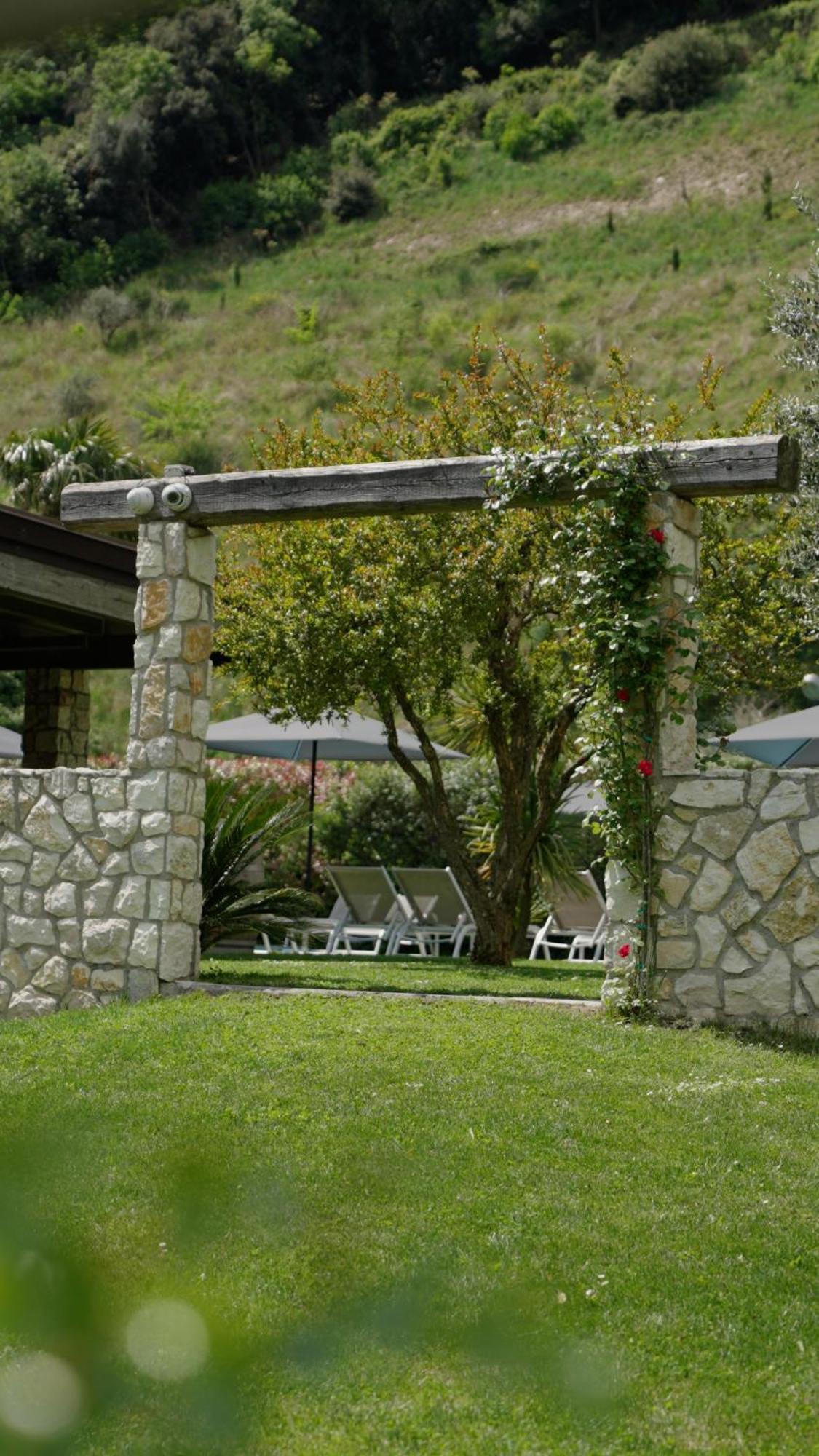 Residence Verdeblu Arco Luaran gambar