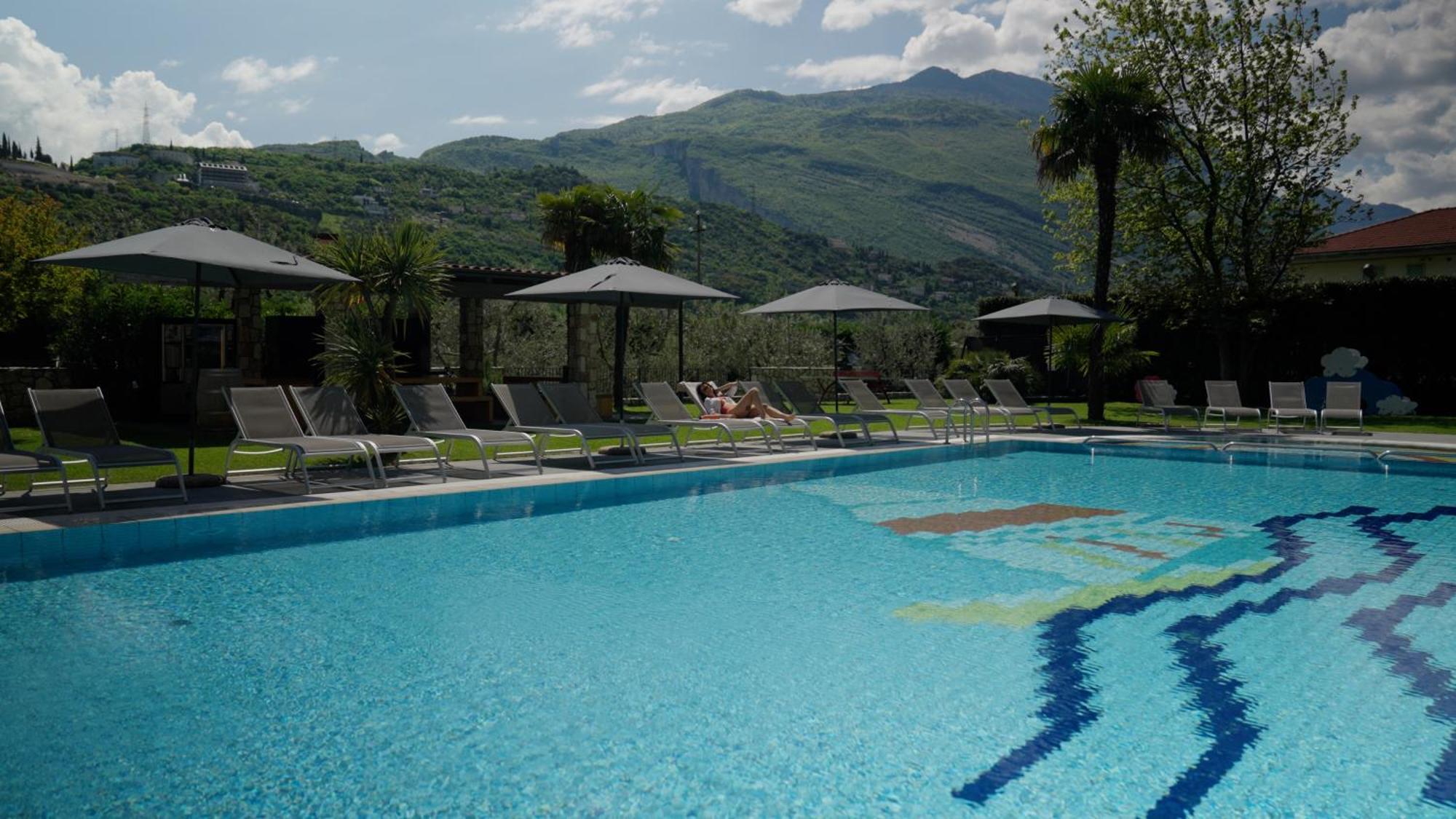Residence Verdeblu Arco Luaran gambar